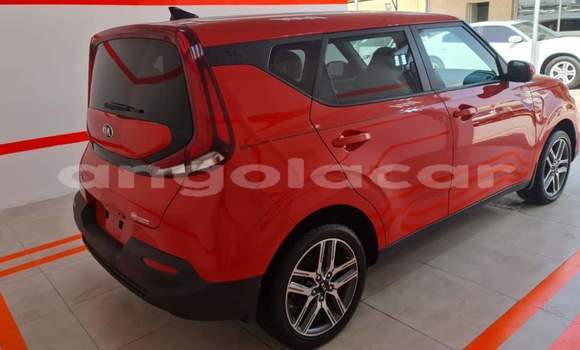 Comprar Usado Kia Soul Vermelho Carro em Luanda em Luanda Province Comprar Usado Kia Soul Vermelho Carro em Luanda em Luanda Province