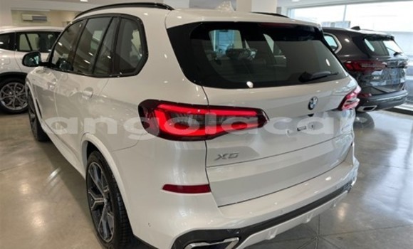 Acheter Occasion Voiture BMW X5 Blanc à Luanda, Province de Luanda Acheter Occasion Voiture BMW X5 Blanc à Luanda, Province de Luanda