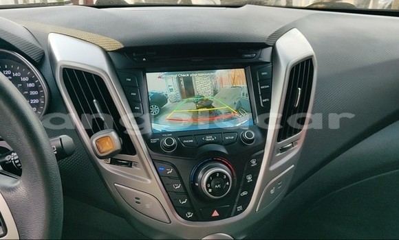 Comprar Usado Hyundai Veloster Prata Carro em Luanda em Luanda Province Comprar Usado Hyundai Veloster Prata Carro em Luanda em Luanda Province