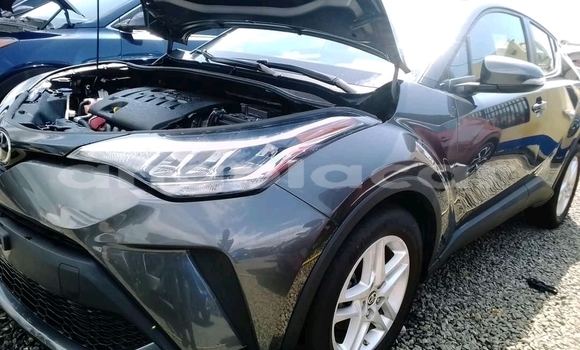 Buy Used Toyota C-HR Other Car in Luanda in Luanda Province