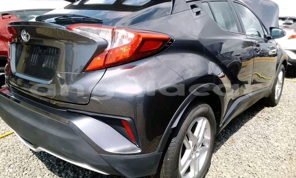 Comprar Usado Toyota C-HR Outro Carro em Luanda em Luanda Province Comprar Usado Toyota C-HR Outro Carro em Luanda em Luanda Province