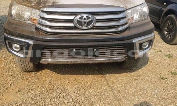 Comprar Usado Toyota Hilux Outro Carro em Luanda em Luanda Province