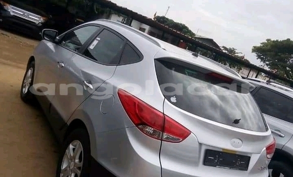 Comprar Usado Hyundai ix35 Outro Carro em Luanda em Luanda Province Comprar Usado Hyundai ix35 Outro Carro em Luanda em Luanda Province