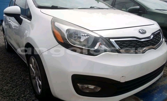 Comprar Usado Kia rio Branco Carro em Luanda em Luanda Province