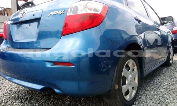 Comprar Usado Toyota Matrix Vermelho Carro em Luanda em Luanda Province Comprar Usado Toyota Matrix Vermelho Carro em Luanda em Luanda Province