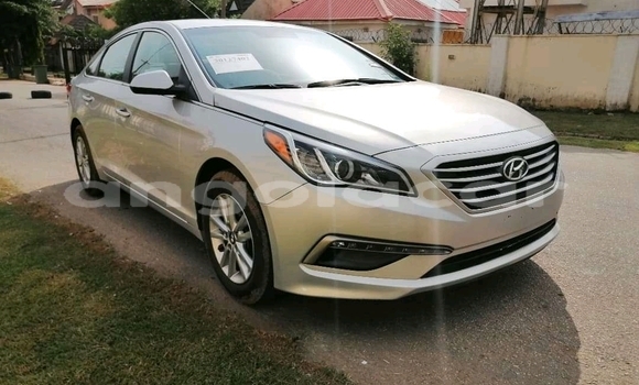 Comprar Usado Hyundai Sonata Outro Carro em Luanda em Luanda Province