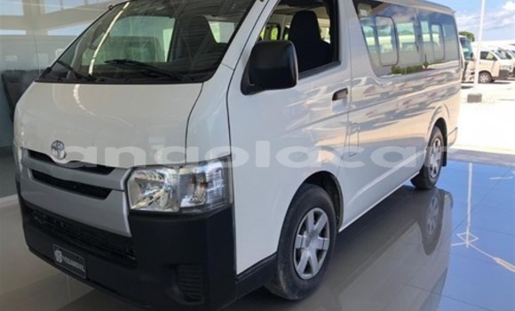 Acheter Occasion Voiture Toyota Hiace Blanc à Luanda, Province de Luanda