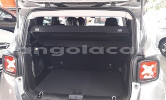 Acheter Occasion Voiture Jeep Renegade Gris à Luanda, Province de Luanda Acheter Occasion Voiture Jeep Renegade Gris à Luanda, Province de Luanda