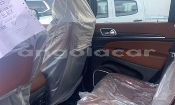 Buy Used Jeep Grand Cherokee Black Car in Luanda in Luanda Province Buy Used Jeep Grand Cherokee Black Car in Luanda in Luanda Province