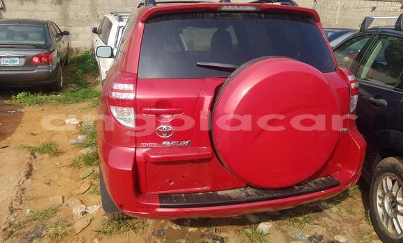 Comprar Usado Toyota RAV4 Vermelho Carro em Luanda em Luanda Province Comprar Usado Toyota RAV4 Vermelho Carro em Luanda em Luanda Province