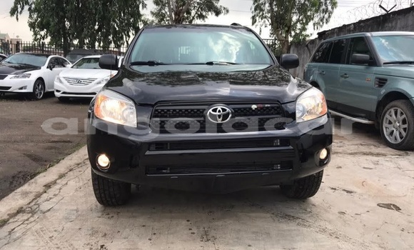 Acheter Occasion Voiture Toyota RAV4 Noir à Luanda, Province de Luanda