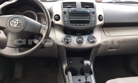 Acheter Occasion Voiture Toyota RAV4 Noir à Luanda, Province de Luanda Acheter Occasion Voiture Toyota RAV4 Noir à Luanda, Province de Luanda