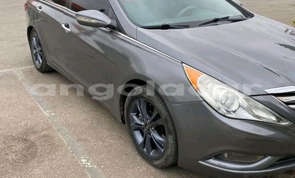 Acheter Occasion Voiture Hyundai Sonata Gris à Luanda, Province de Luanda Acheter Occasion Voiture Hyundai Sonata Gris à Luanda, Province de Luanda
