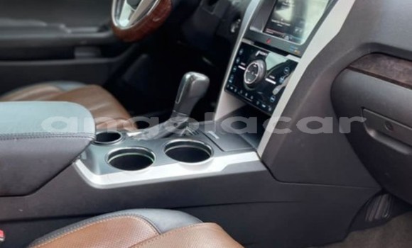 Acheter Occasion Voiture Ford Explorer Blanc à Luanda, Province de Luanda Acheter Occasion Voiture Ford Explorer Blanc à Luanda, Province de Luanda