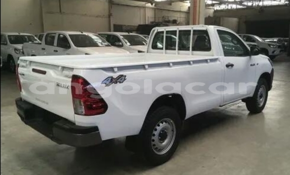 Acheter Occasion Voiture Toyota Hilux Blanc à Luanda, Province de Luanda Acheter Occasion Voiture Toyota Hilux Blanc à Luanda, Province de Luanda