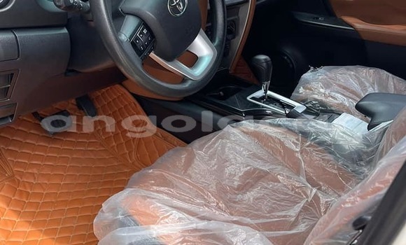 Comprar Usado Toyota Fortuner Branco Carro em Luanda em Luanda Province Comprar Usado Toyota Fortuner Branco Carro em Luanda em Luanda Province