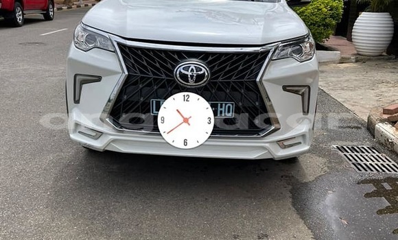 Comprar Usado Toyota Fortuner Branco Carro em Luanda em Luanda Province Comprar Usado Toyota Fortuner Branco Carro em Luanda em Luanda Province