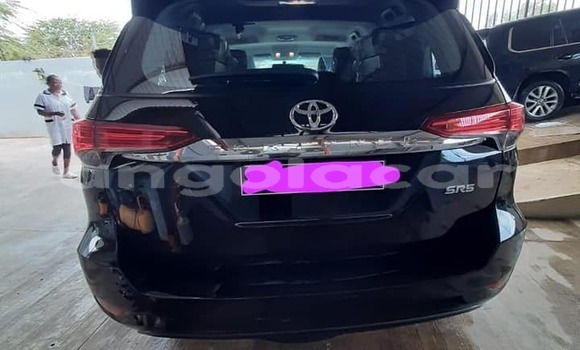 Acheter Occasion Voiture Toyota Fortuner Noir à Luanda, Province de Luanda Acheter Occasion Voiture Toyota Fortuner Noir à Luanda, Province de Luanda