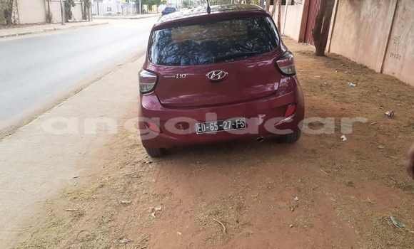 Acheter Occasion Voiture Hyundai i10 Rouge à Luanda, Province de Luanda Acheter Occasion Voiture Hyundai i10 Rouge à Luanda, Province de Luanda