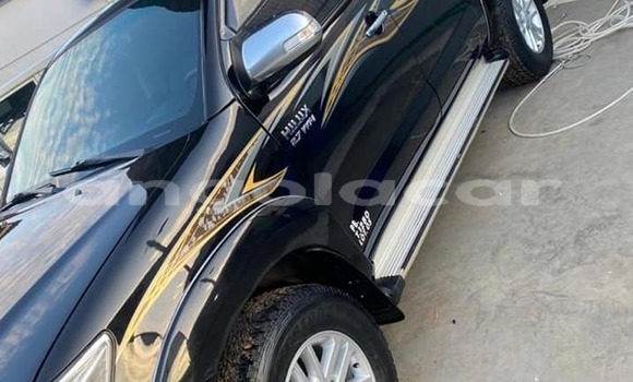 Buy Used Toyota Hilux Black Car in Luanda in Luanda Province Buy Used Toyota Hilux Black Car in Luanda in Luanda Province
