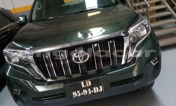 Acheter Occasion Voiture Toyota Land Cruiser Prado Vert à Luanda, Province de Luanda Acheter Occasion Voiture Toyota Land Cruiser Prado Vert à Luanda, Province de Luanda