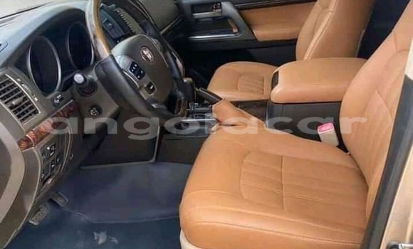 Comprar Usado Toyota Land Cruiser Marrom Carro em Luanda em Luanda Province Comprar Usado Toyota Land Cruiser Marrom Carro em Luanda em Luanda Province