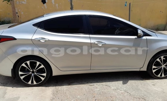 Acheter Occasion Voiture Hyundai Elantra Gris à Luanda, Province de Luanda Acheter Occasion Voiture Hyundai Elantra Gris à Luanda, Province de Luanda