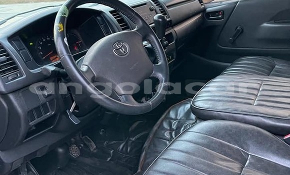 Comprar Usado Toyota Hiace Branco Carro em Luanda em Luanda Province Comprar Usado Toyota Hiace Branco Carro em Luanda em Luanda Province