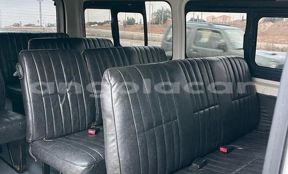 Comprar Usado Toyota Hiace Branco Carro em Luanda em Luanda Province Comprar Usado Toyota Hiace Branco Carro em Luanda em Luanda Province
