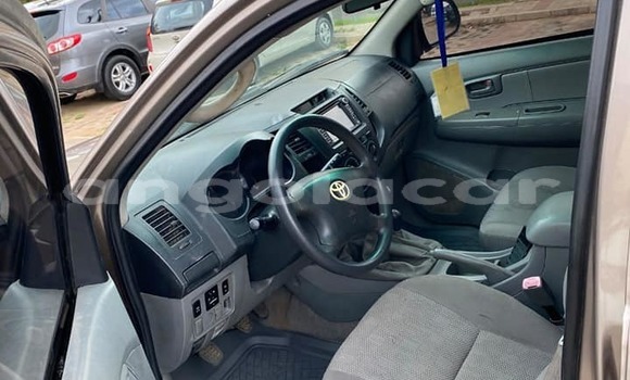 Comprar Usado Toyota Hilux Marrom Carro em Luanda em Luanda Province Comprar Usado Toyota Hilux Marrom Carro em Luanda em Luanda Province