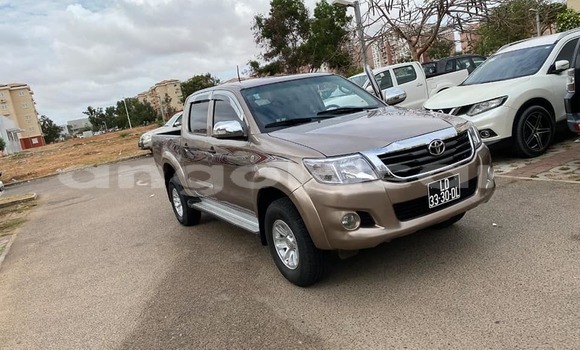 Comprar Usado Toyota Hilux Marrom Carro em Luanda em Luanda Province Comprar Usado Toyota Hilux Marrom Carro em Luanda em Luanda Province