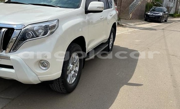 Comprar Usado Toyota Land Cruiser Prado Branco Carro em Luanda em Luanda Province Comprar Usado Toyota Land Cruiser Prado Branco Carro em Luanda em Luanda Province