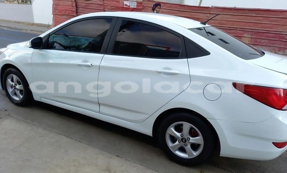 Comprar Usado Hyundai Accent Branco Carro em Luanda em Luanda Province Comprar Usado Hyundai Accent Branco Carro em Luanda em Luanda Province