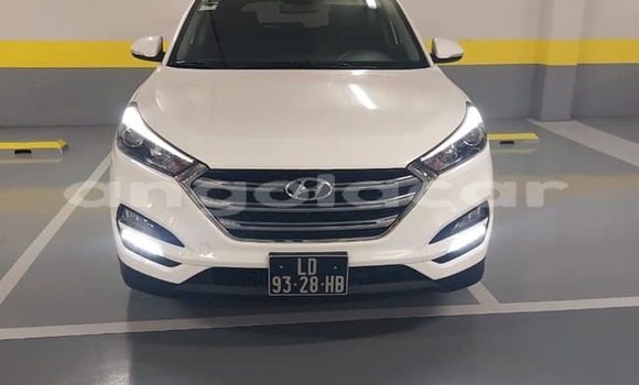 Acheter Occasion Voiture Hyundai Tucson Blanc à Luanda, Province de Luanda Acheter Occasion Voiture Hyundai Tucson Blanc à Luanda, Province de Luanda