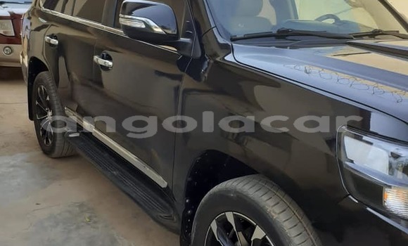 Buy Used Toyota Land Cruiser Black Car in Luanda in Luanda Province