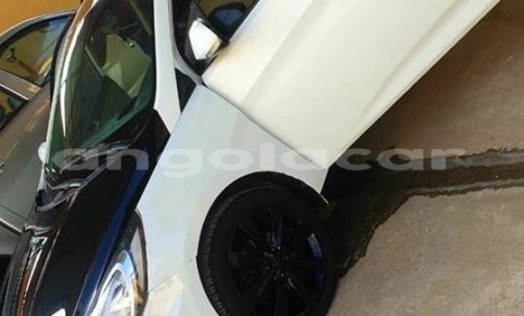 Acheter Occasion Voiture Hyundai Accent Blanc à Luanda, Province de Luanda Acheter Occasion Voiture Hyundai Accent Blanc à Luanda, Province de Luanda
