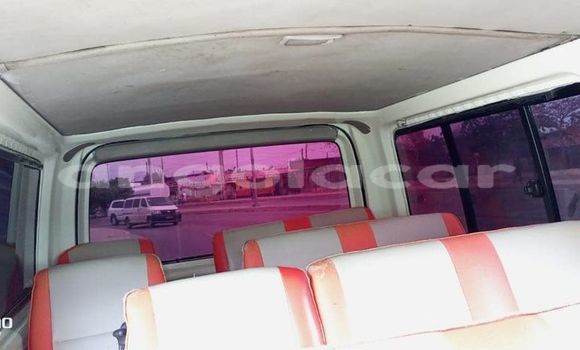 Acheter Occasion Voiture Toyota Hiace Blanc à Luanda, Province de Luanda Acheter Occasion Voiture Toyota Hiace Blanc à Luanda, Province de Luanda