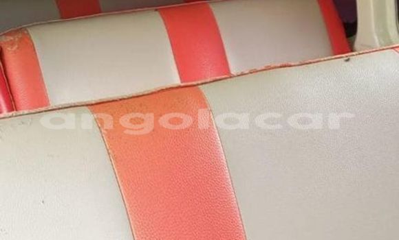 Acheter Occasion Voiture Toyota Hiace Blanc à Luanda, Province de Luanda Acheter Occasion Voiture Toyota Hiace Blanc à Luanda, Province de Luanda