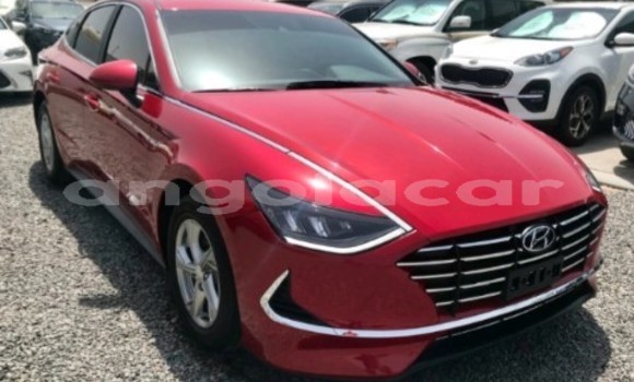 Buy Used Hyundai Sonata Red Car in Luanda in Luanda Province Buy Used Hyundai Sonata Red Car in Luanda in Luanda Province