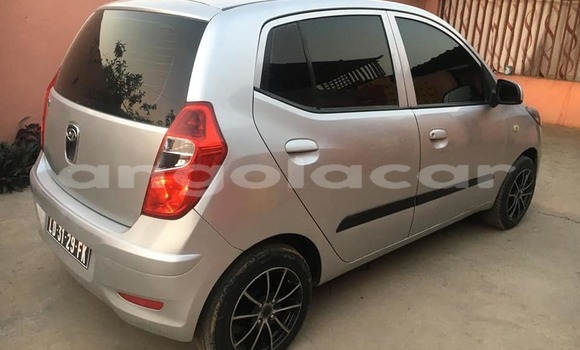 Acheter Occasion Voiture Hyundai i10 Beige à Luanda, Province de Luanda Acheter Occasion Voiture Hyundai i10 Beige à Luanda, Province de Luanda