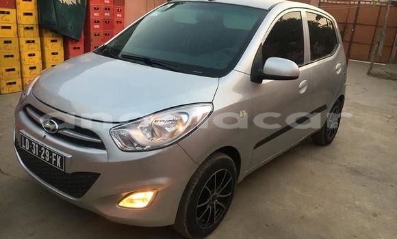 Acheter Occasion Voiture Hyundai i10 Beige à Luanda, Province de Luanda Acheter Occasion Voiture Hyundai i10 Beige à Luanda, Province de Luanda