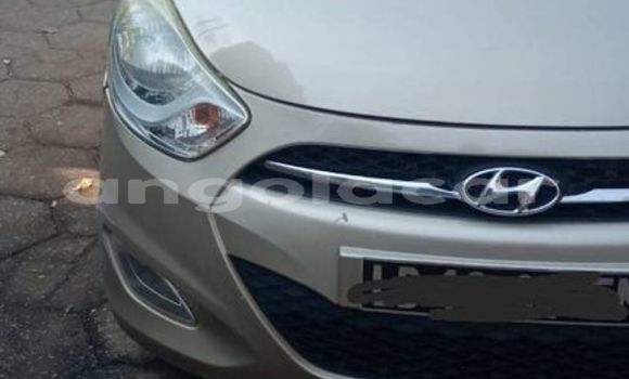 Acheter Occasion Voiture Hyundai i10 Beige à Luanda, Province de Luanda Acheter Occasion Voiture Hyundai i10 Beige à Luanda, Province de Luanda