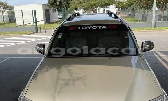 Comprar Usado Toyota Fortuner Prata Carro em Luanda em Luanda Province Comprar Usado Toyota Fortuner Prata Carro em Luanda em Luanda Province