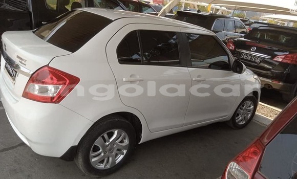 Acheter Occasion Voiture Suzuki Swift Blanc à Luanda, Province de Luanda Acheter Occasion Voiture Suzuki Swift Blanc à Luanda, Province de Luanda