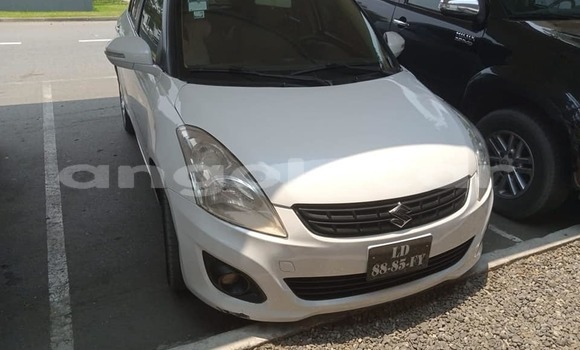 Acheter Occasion Voiture Suzuki Swift Blanc à Luanda, Province de Luanda Acheter Occasion Voiture Suzuki Swift Blanc à Luanda, Province de Luanda