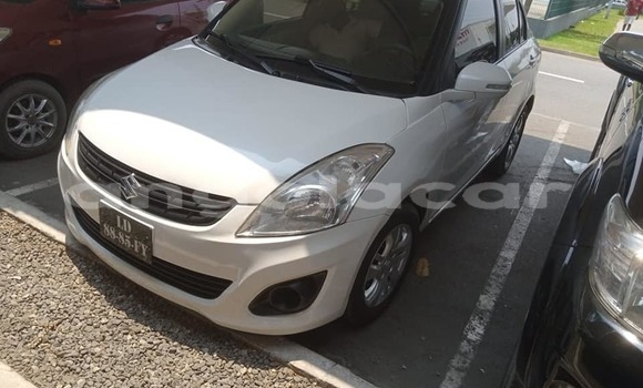 Acheter Occasion Voiture Suzuki Swift Blanc à Luanda, Province de Luanda Acheter Occasion Voiture Suzuki Swift Blanc à Luanda, Province de Luanda