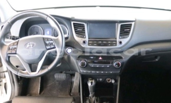 Comprar Usado Hyundai Tucson Branco Carro em Luanda em Luanda Province Comprar Usado Hyundai Tucson Branco Carro em Luanda em Luanda Province