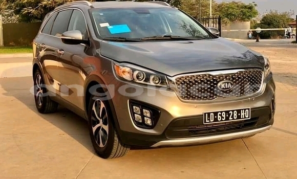Acheter Occasion Voiture Kia Sorento Gris à Luanda, Province de Luanda Acheter Occasion Voiture Kia Sorento Gris à Luanda, Province de Luanda