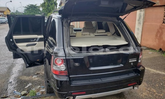 Acheter Occasion Voiture Land Rover Range Rover Noir à Luanda, Province de Luanda Acheter Occasion Voiture Land Rover Range Rover Noir à Luanda, Province de Luanda