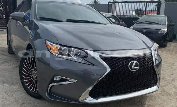 Buy Used Lexus ES Black Car in Luanda in Luanda Province Buy Used Lexus ES Black Car in Luanda in Luanda Province